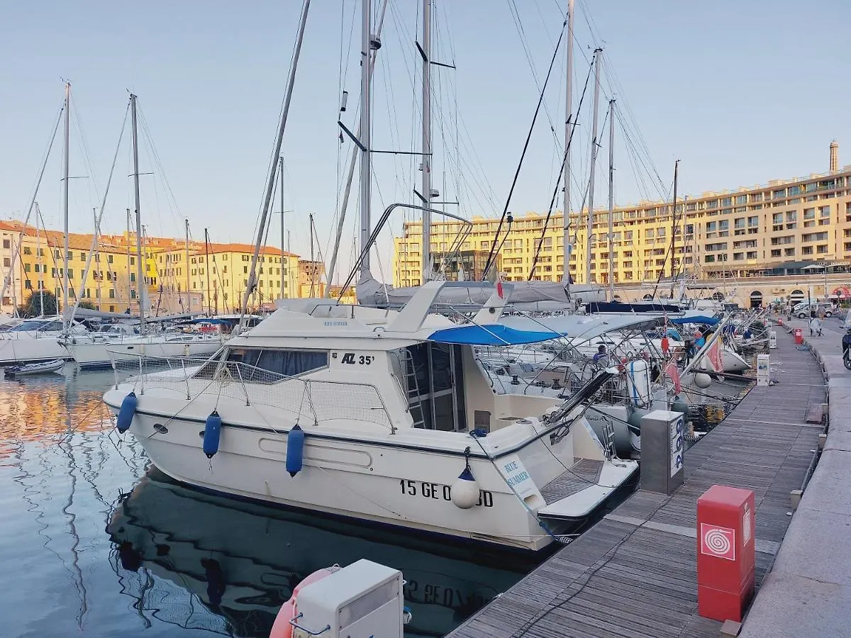 Bed and Breakfast Piazzetta La Maddalena 2 Savona 0*,  Italien